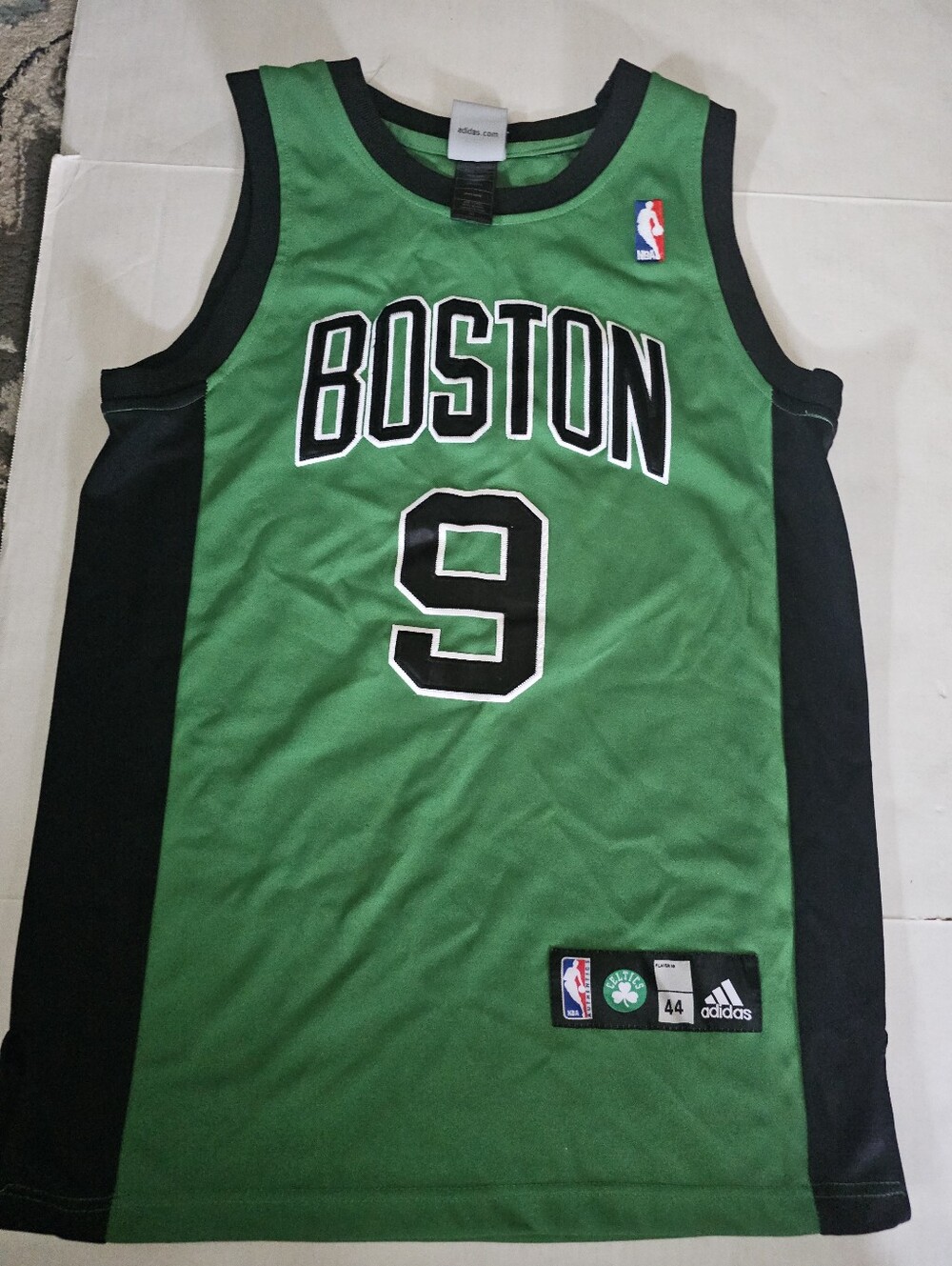 Boston Celtics Jersey #9 Sz 44